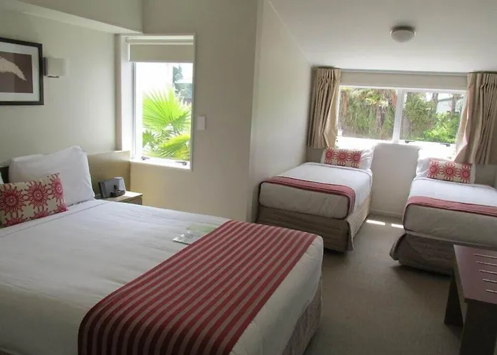 Lake Rotorua Hotel